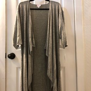 Lularoe Shirley kamono. Size Small. NWT.